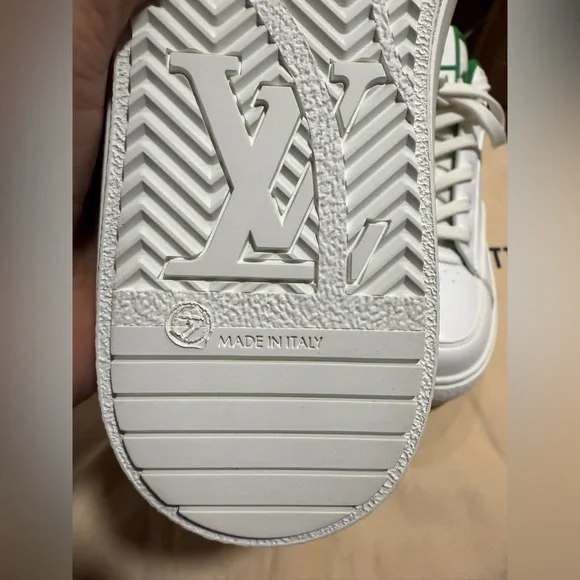 Authentic Louis Vuitton Charlie sneaker white & green